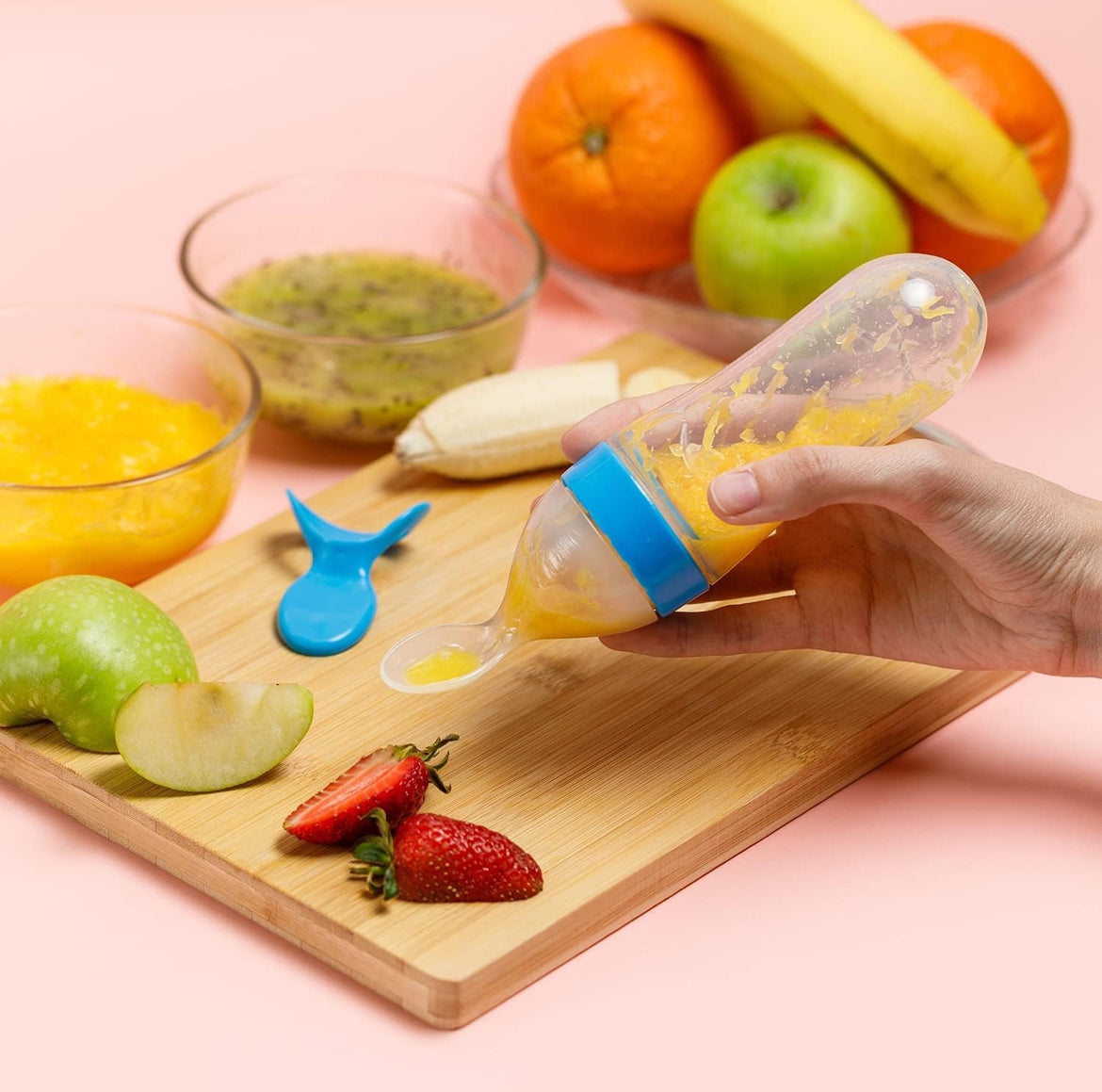 Baby Silicone Squeeze Feeder with Food Dispensing Spoon Cereal Feeding Bottle for Infant,Airtight Food Storage Containers - 90ml (mix any colour)