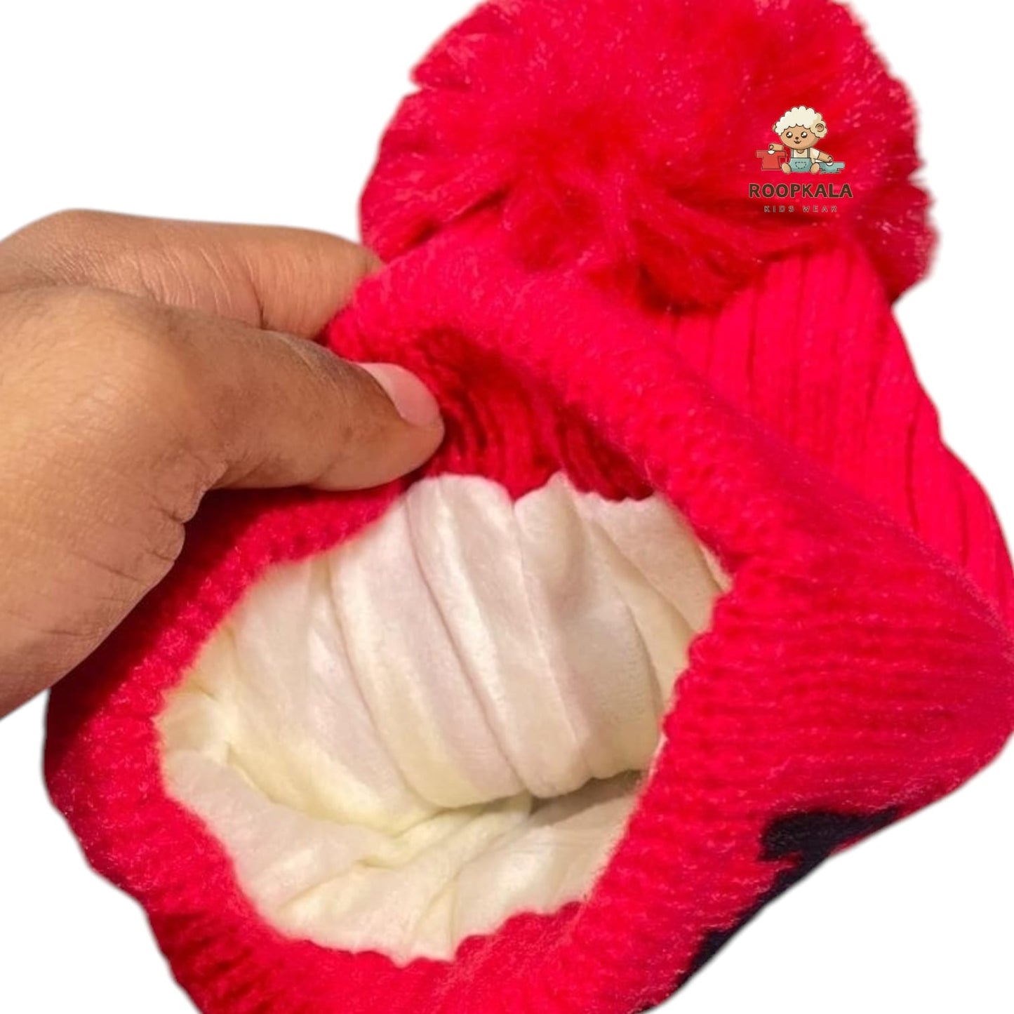 Soft Knitted Baby Winter Cap with Pom-Pom and Cartoon Face Design – Warm Beanie for 6 Months to 3 Years (red)