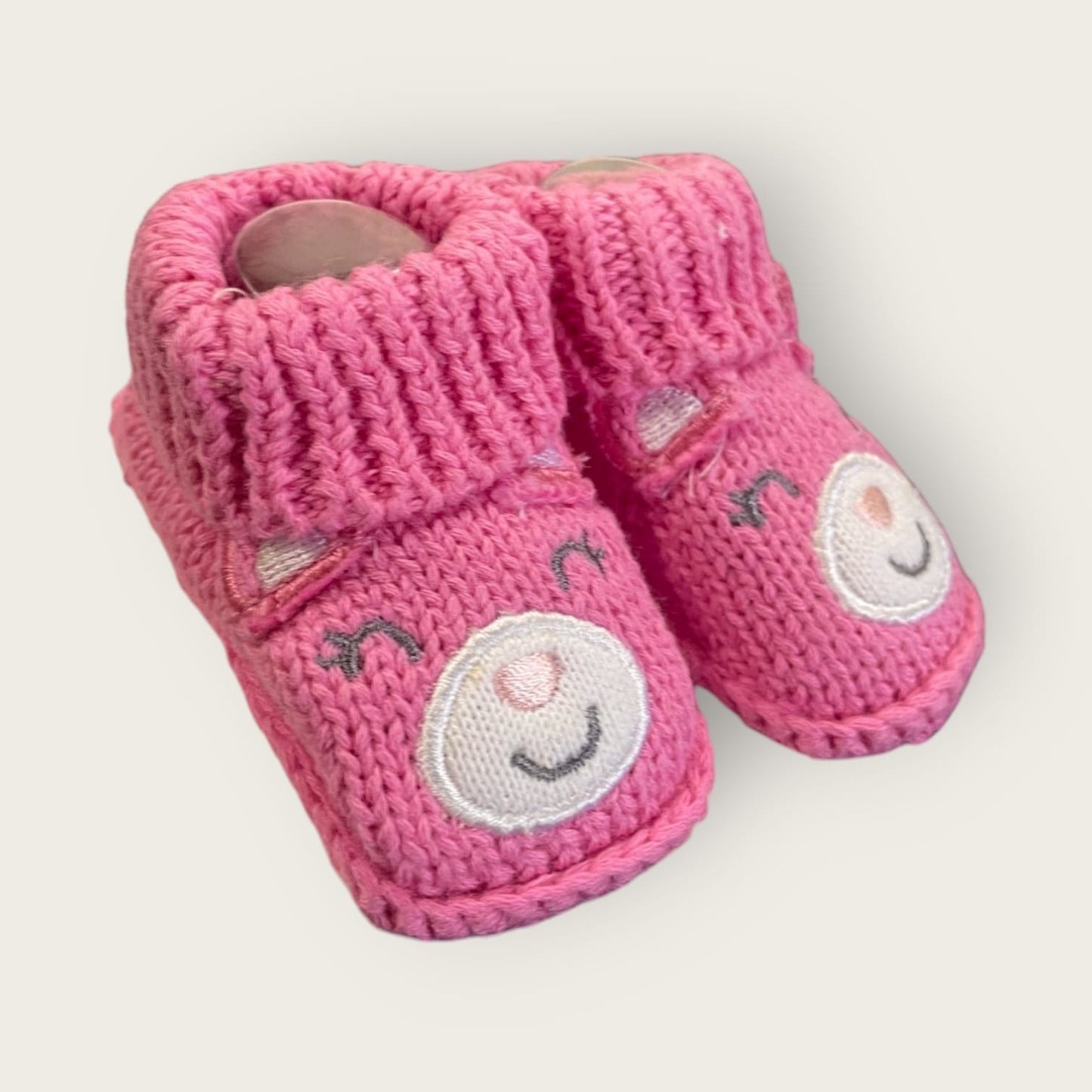 Cozy Woolen Booties for Newborn to 6 Months | Knitted Warm Baby Shoes with Unique Pattern (pink)