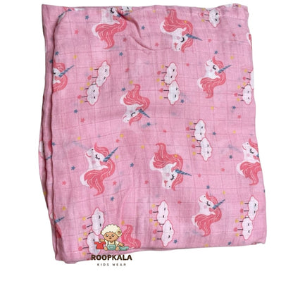 100% Muslin Baby Swaddle – Minimalist Design with Soft Pastel Colours