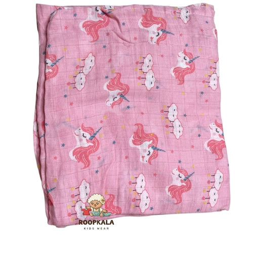 100% Muslin Baby Swaddle – Minimalist Design with Soft Pastel Colours