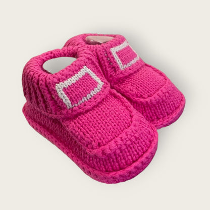 Cozy Woolen Booties for Newborn to 6 Months | Knitted Warm Baby Shoes with Unique Pattern (pink)