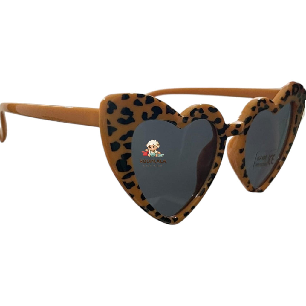 Kids Heart-Shaped Sunglasses with Trendy Animal Print (yellow)