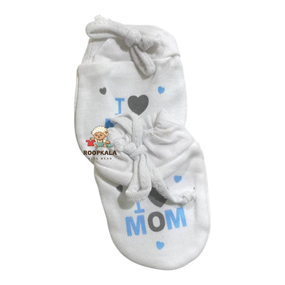 Premium Heavy Quality Baby Mitten & Booties Set – Soft Cotton, “I ♥ MOM” Design
