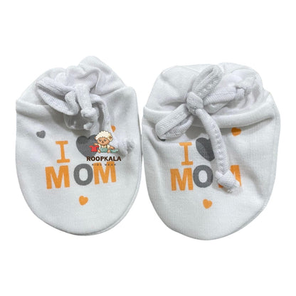 Premium Heavy Quality Baby Mitten & Booties Set – Soft Cotton, “I ♥ MOM” Design